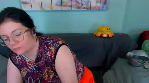 Everly online show from May 4, 11:23 pm
