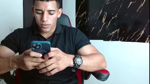 luis online show from July 20, 4:20 pm