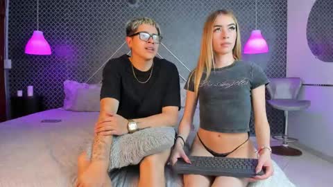 Evie  Denm online show from May 21, 10:06 pm