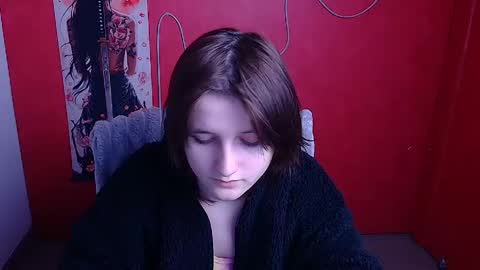 Evie online show from February 21, 12:39 pm