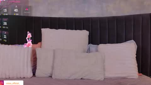 Evie online show from January 9, 6:16 am