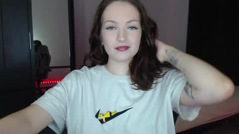 Snapshot of eviik chatting on November 4, 7:46 pm Lessie online show from November 4, 7:46 pm