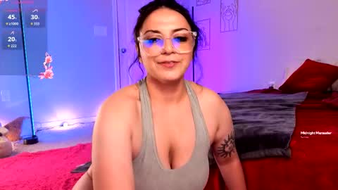 Snapshot of evil_luvr chatting on October 21, 1:39 am Ada online show from October 21, 1:39 am