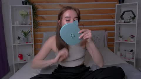 Evis online show from February 5, 1:10 am