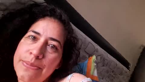 Snapshot of evolet_evolet_ chatting on November 7, 2:17 pm Evolet online show from November 7, 2:17 pm