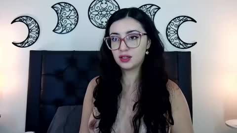 Evolet online show from February 5, 4:00 pm