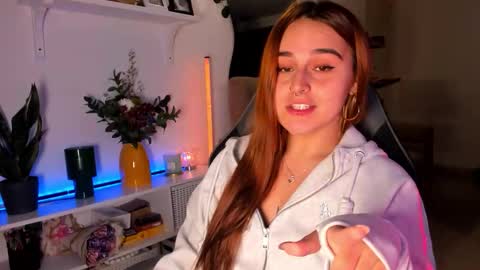 EVY online show from March 14, 12:39 am