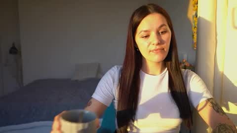 ewelynscott online show from November 21, 1:32 pm