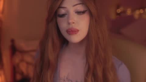 Alyson online show from December 4, 11:02 pm