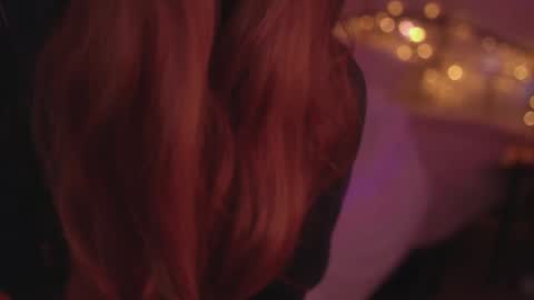 Alyson online show from December 5, 9:28 pm