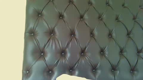 courtney online show from April 11, 7:45 am