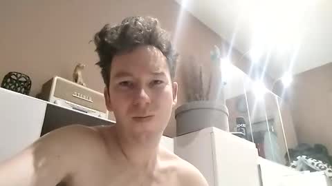 Excuteboy online show from February 20, 4:53 am