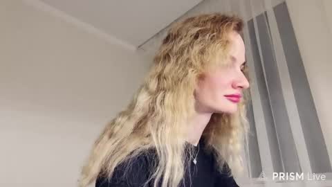 Snapshot of eximi chatting on February 24, 9:57 pm eximi online show from February 24, 9:57 pm