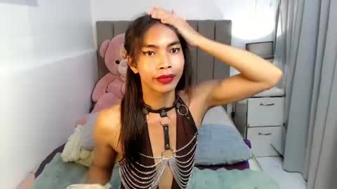 Snapshot of exotic_blacklixexx69 chatting on June 18, 11:47 am Lixe online show from June 18, 11:47 am