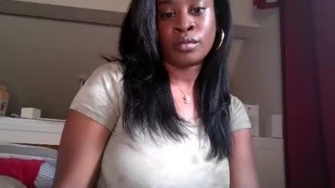 Snapshot of exotic_foxie chatting on July 31, 5:45 pm exotic_foxie online show from July 31, 5:45 pm