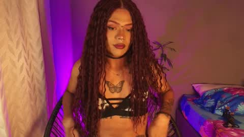 Snapshot of exotic_medussapp chatting on April 3, 5:16 am Soy Carla online show from April 3, 5:16 am