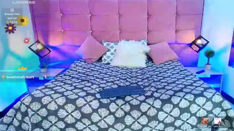 Snapshot of exoticaphrodite chatting on June 5, 4:30 am Aura online show from June 5, 4:30 am