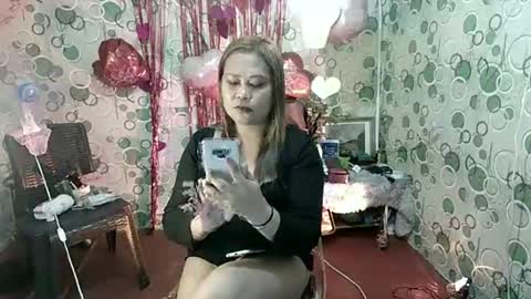 Snapshot of exoticapril01 chatting on February 22, 4:49 pm exoticapril01 online show from February 22, 4:49 pm