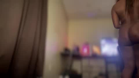 exoticaqua online show from November 3, 8:15 am