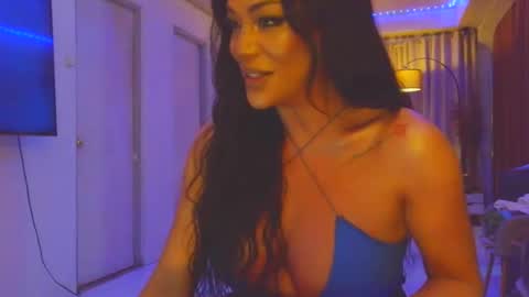 Snapshot of exoticblasted01 chatting on February 12, 3:29 pm exoticblasted01 online show from February 12, 3:29 pm