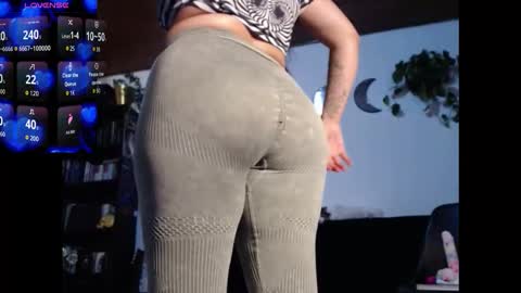 MissExoticD1 online show from March 10, 5:34 am