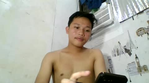 Snapshot of exotichugecock chatting on December 19, 11:46 pm Jan online show from December 19, 11:46 pm