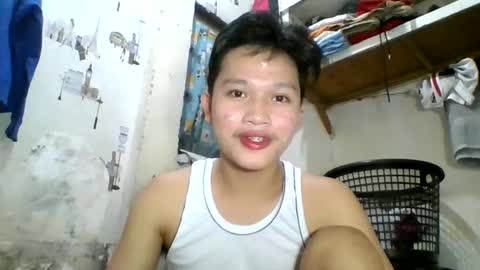 Snapshot of exotichugecock chatting on January 13, 12:30 am Jan online show from January 13, 12:30 am