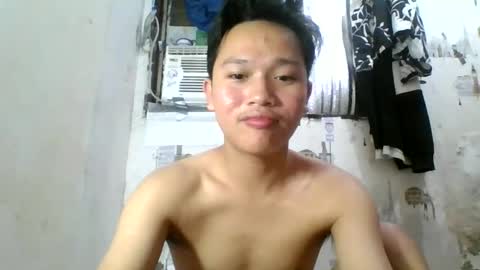 Snapshot of exotichugecock chatting on January 14, 10:44 pm Jan online show from January 14, 10:44 pm