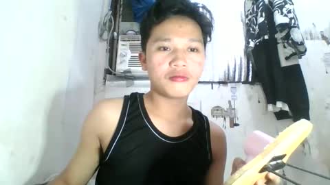 Snapshot of exotichugecock chatting on January 17, 7:05 pm Jan online show from January 17, 7:05 pm