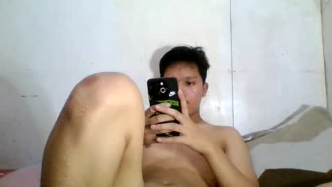 Snapshot of exotichugecock chatting on January 17, 10:12 pm Jan online show from January 17, 10:12 pm