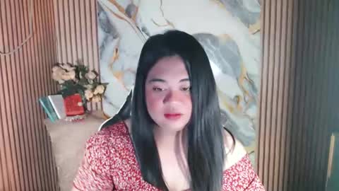 SHANTAL MARIE online show from February 8, 1:25 pm