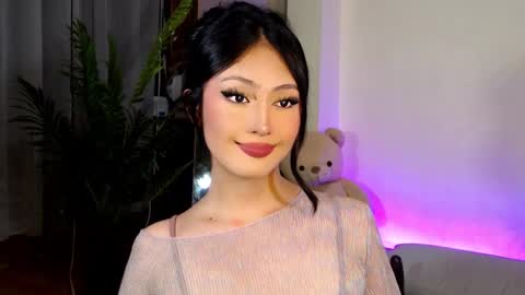 Candy  online show from December 5, 2:11 pm