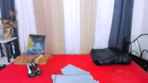 expensive_elise online show from April 10, 4:17 am