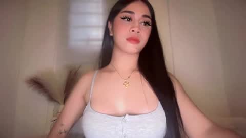 chloee online show from February 15, 7:51 am