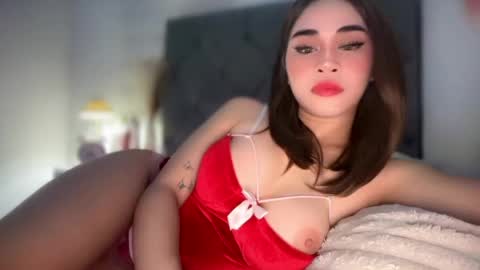 chloee online show from May 3, 1:28 pm