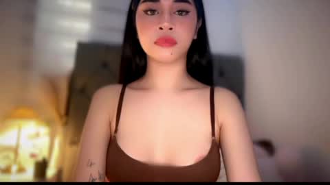 chloee online show from May 21, 5:03 am
