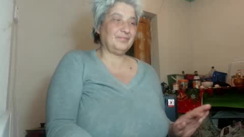 Snapshot of exquisitemature chatting on January 16, 12:12 am ExquisiteMature online show from January 16, 12:12 am