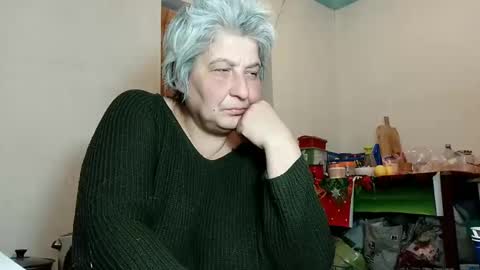 Snapshot of exquisitemature chatting on February 13, 12:00 pm ExquisiteMature online show from February 13, 12:00 pm