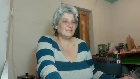 Snapshot of exquisitemature chatting on February 22, 7:14 pm ExquisiteMature online show from February 22, 7:14 pm