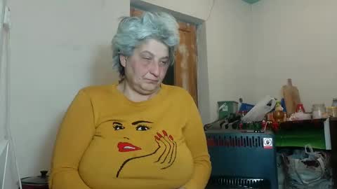 Snapshot of exquisitemature chatting on February 23, 9:16 pm ExquisiteMature online show from February 23, 9:16 pm