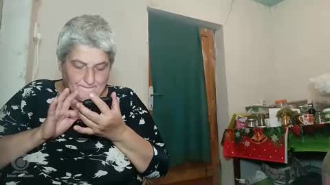 Snapshot of exquisitemature chatting on October 12, 10:42 pm ExquisiteMature online show from October 12, 10:42 pm