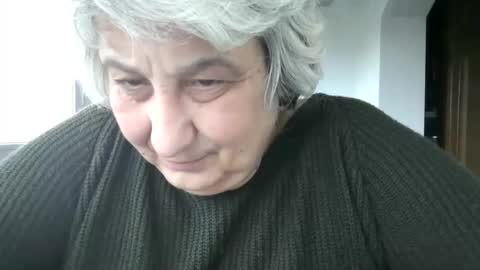 Snapshot of exquisitemature chatting on March 31, 11:10 am ExquisiteMature online show from March 31, 11:10 am