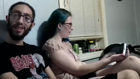 Extrastatic94 online show from December 4, 3:15 am