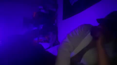 Snapshot of extendoklitftm chatting on January 24, 11:48 am ExtendoKlit online show from January 24, 11:48 am