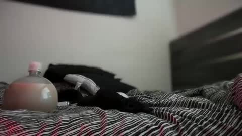 Snapshot of extendoklitftm chatting on February 8, 5:18 pm ExtendoKlit online show from February 8, 5:18 pm