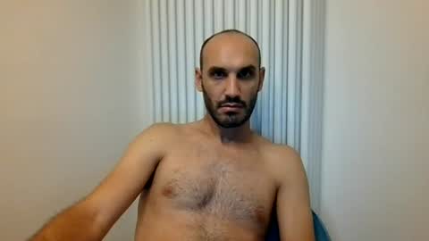 Snapshot of extr0 chatting on July 31, 9:14 pm Extro online show from July 31, 9:14 pm