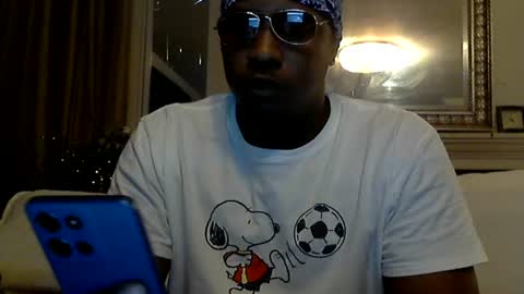 Snapshot of extramaster chatting on August 3, 10:10 am Extramaster online show from August 3, 10:10 am