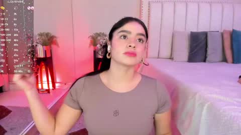 Snapshot of eyes_duque chatting on April 21, 1:42 am online show from April 21, 1:42 am