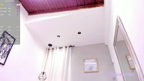 Snapshot of eyes_duque chatting on April 21, 8:34 pm online show from April 21, 8:34 pm