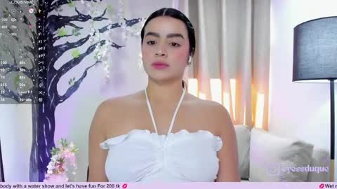Snapshot of eyes_duque chatting on April 24, 7:27 pm online show from April 24, 7:27 pm